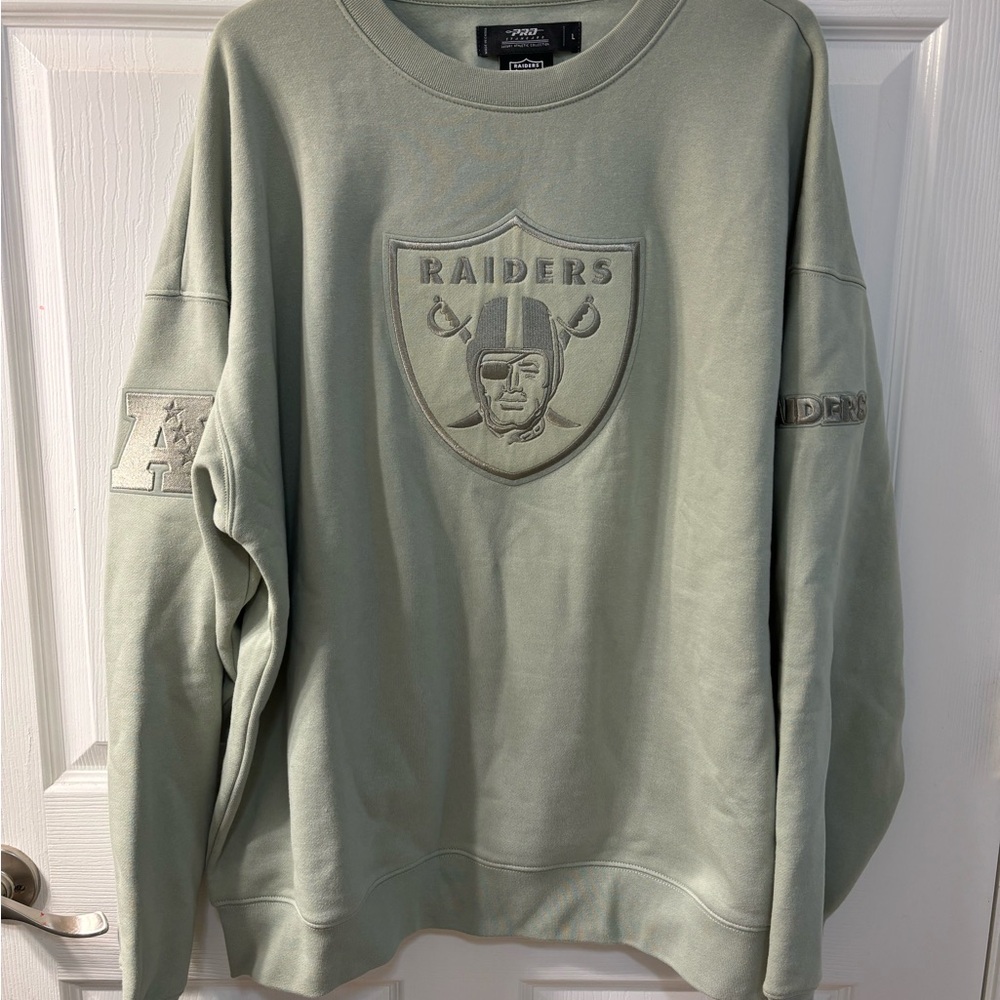 Green Crewneck Sweater with Raiders logo